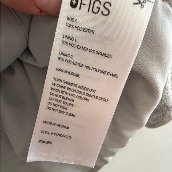 Figs On-Shift Sweater Knit Women's Gray Fleece Jacket $98 sz XL zip scrubs - Picture 10 of 12